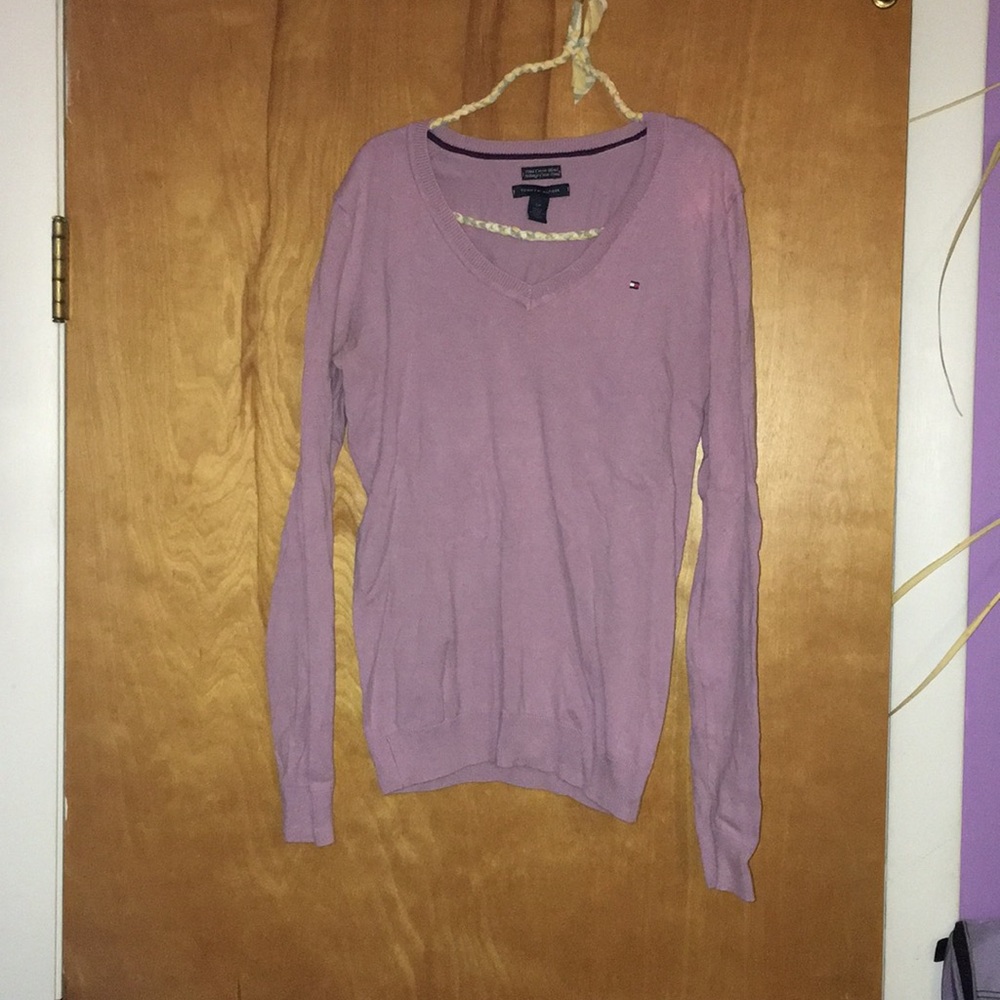 Tommy Hilfiger classic light purple sweater